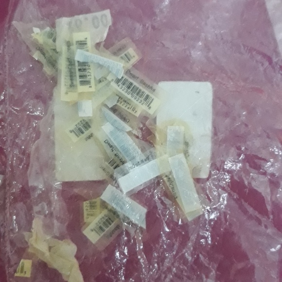 CROCS Jibbitz Disney Beauty and the Beast Belle - Picture 2 of 2